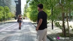 Edone la italiana tatuada pansexual de 30 años berreando fóllame papi  con el coño abierto