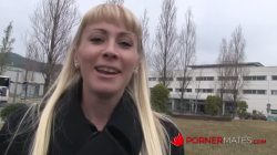 La Jamona Angelica Castro pasa de quejarse por el curro a la mamada callejera