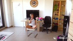 Estás por Colombia？ Ayy amor pasa a verme ꞉))˝ Soy Mells, ¡esta es mi grabadora follando A PELO!