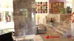 Franceska Jaimes ayudando a Nacho Vidal a reventar el culo de Dana DeArmond