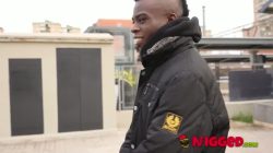 Prepárate para muchas días de pajas con Nessa Cruz y su primer negro pollón masivo